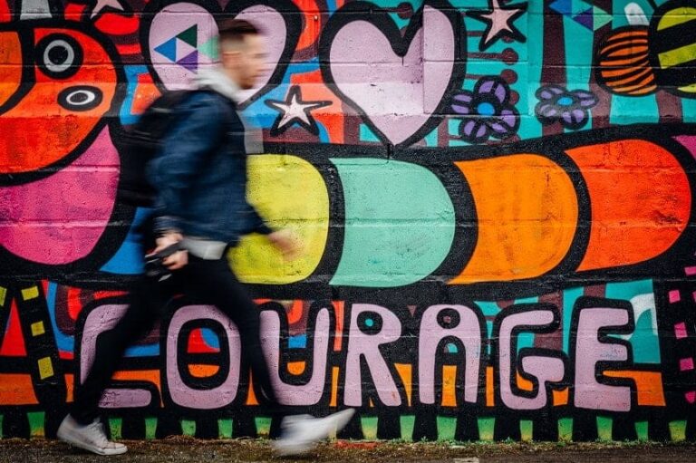 4 Leadership Qualities You Need To Develop